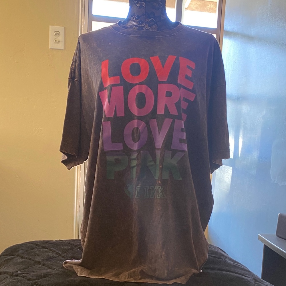 Pink love more O/S Tee
